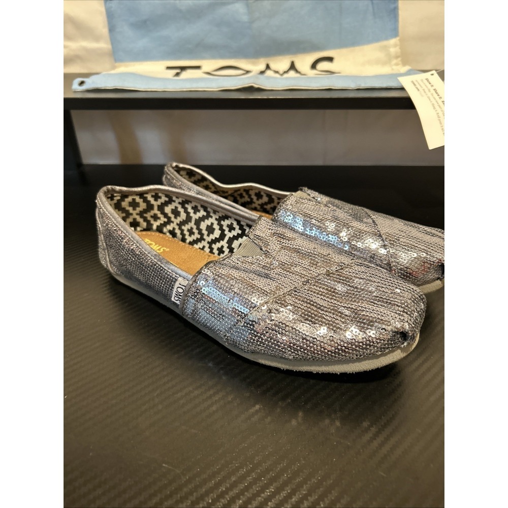 Toms‎ Classic Slip On Flats Gray Round Toe Comfort Sequin  Women's Size 7